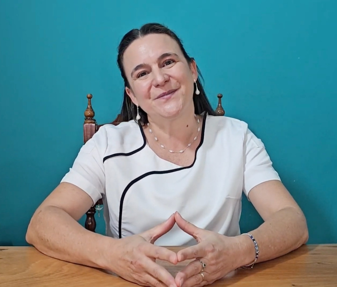 Dr. Adriana Escándar Saravia